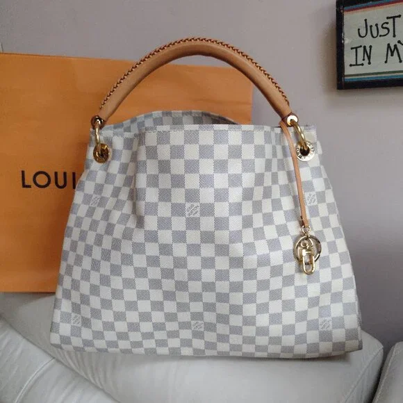 💯% authentic Louis Vuitton Artsy Azur - Picture 14 of 16